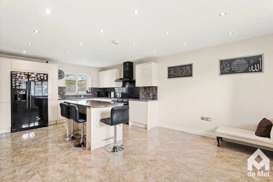 Images for Vineyard Lane, Gloucester Road, Cheltenham