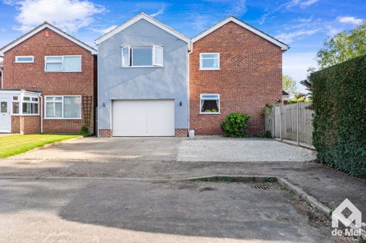 Images for Knights Way, Tewkesbury
