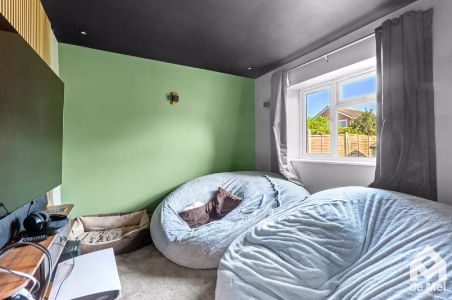 Images for Knights Way, Tewkesbury
