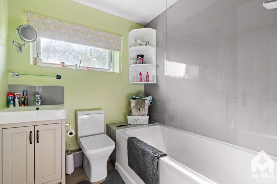 Images for Knights Way, Tewkesbury