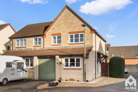 View Full Details for Minster Close, Bishops Cleeve - EAID:deMelProperty, BID:de Mel Property