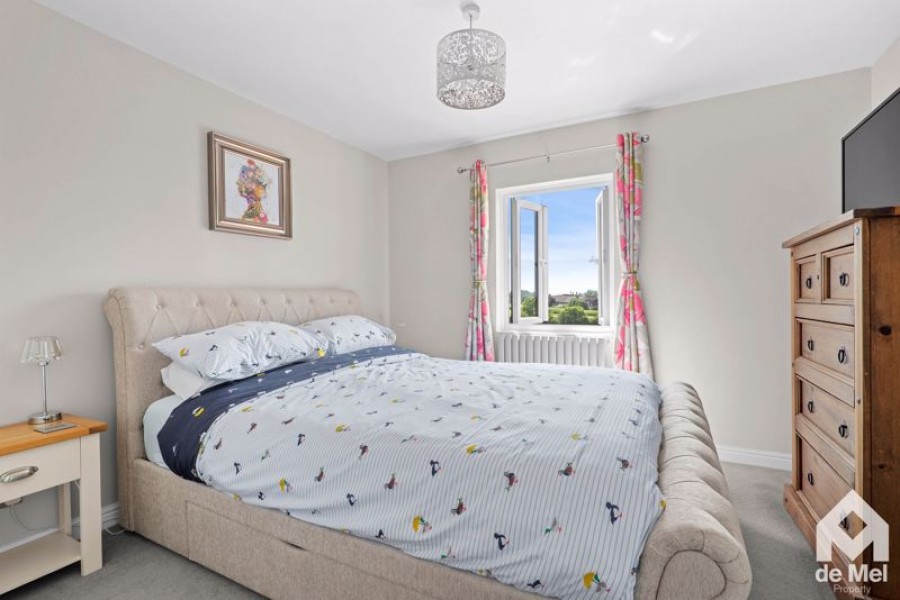 Images for Blackthorn End, Leckhampton, Cheltenham, Gloucestershire, GL53