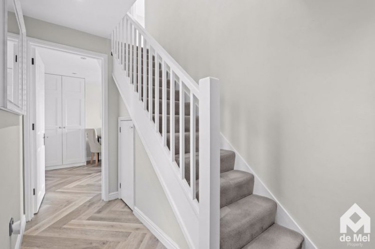 Images for Blackthorn End, Leckhampton, Cheltenham, Gloucestershire, GL53