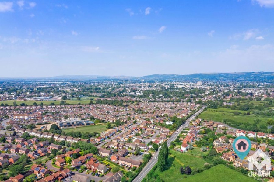 Images for Blackthorn End, Leckhampton, Cheltenham, Gloucestershire, GL53