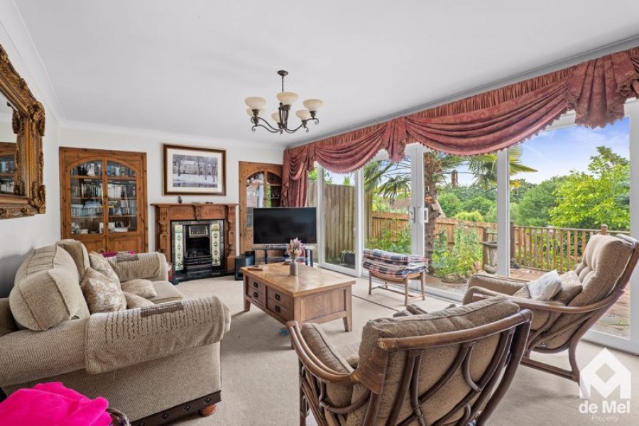 Images for Smithwood Grove, Charlton Kings