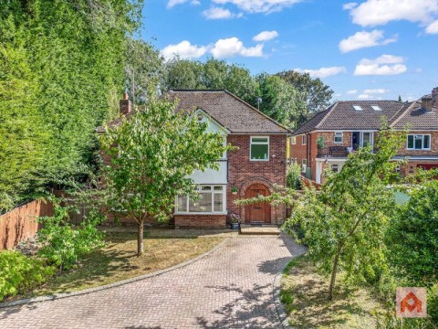 View Full Details for School Road, Charlton Kings, Cheltenham, GL53 - EAID:deMelProperty, BID:de Mel Property