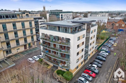 View Full Details for St. James Square, Cheltenham - EAID:deMelProperty, BID:de Mel Property