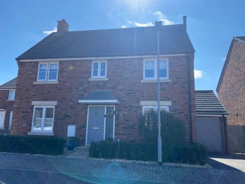 View Full Details for Huntlowe Close, Bishops Cleeve - EAID:deMelProperty, BID:de Mel Property