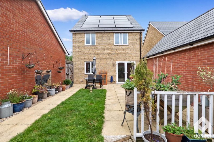 Images for Sharing Grove, Bishops Cleeve, Cheltenham, Gloucestershire, GL52