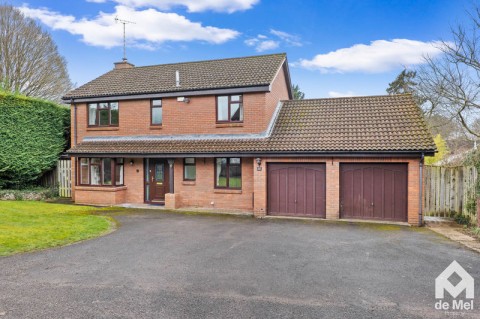 View Full Details for Shrublands, Charlton Kings, Cheltenham, Gloucestershire, GL53 - EAID:deMelProperty, BID:de Mel Property