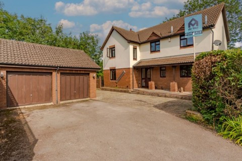 View Full Details for Honeysuckle Close, Cheltenham - EAID:deMelProperty, BID:de Mel Property