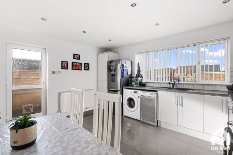 Images for Roman Hackle Avenue, Cheltenham