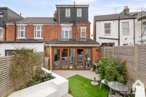 View Full Details for Fairfield Avenue, Leckhampton - EAID:deMelProperty, BID:de Mel Property