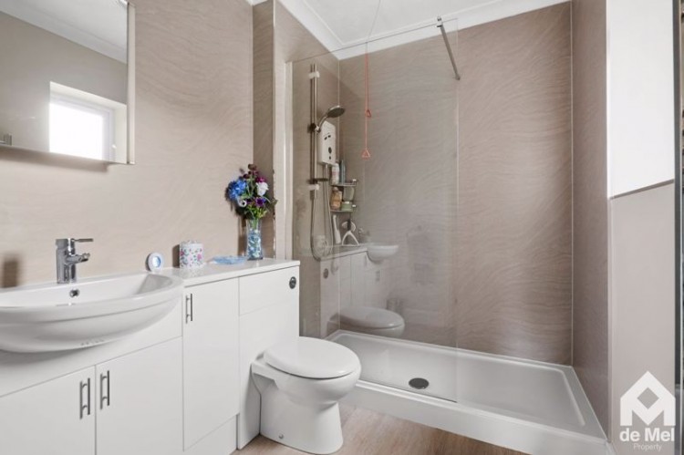 Images for Cleeve Lake Court, Bishops Cleeve