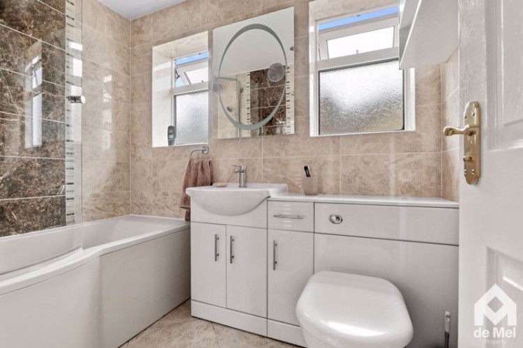 Images for Bowen Close, Prestbury