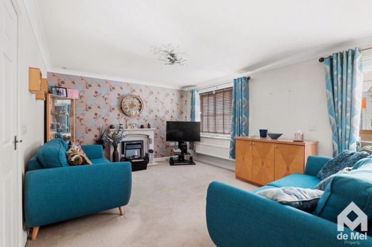 Images for Hayden Road, Cheltenham