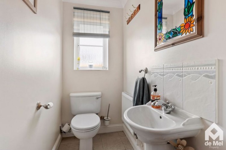 Images for Hayden Road, Cheltenham