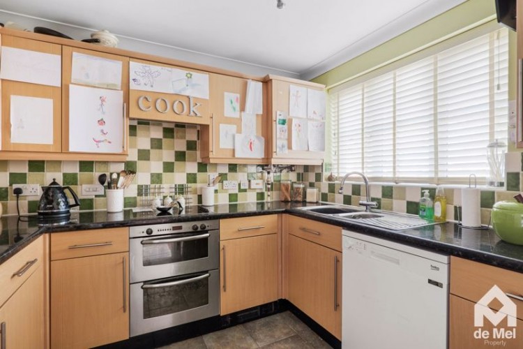 Images for Hayden Road, Cheltenham