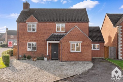 View Full Details for Wood Stanway Drive, Bishops Cleeve - EAID:deMelProperty, BID:de Mel Property