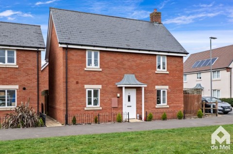 View Full Details for Sunrise Avenue, Bishops Cleeve - EAID:deMelProperty, BID:de Mel Property