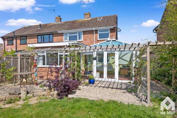 Images for Beckford Road, Alderton