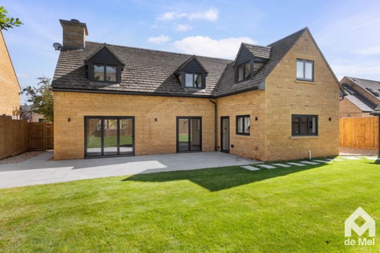 Images for Stow Road, Toddington, Gloucestershire, GL54