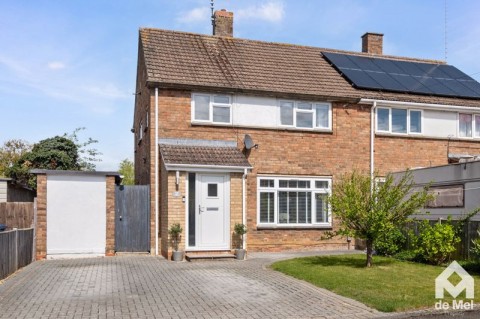 View Full Details for Hyatts Way, Bishops Cleeve - EAID:deMelProperty, BID:de Mel Property