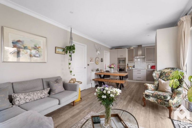 Images for Stanley Close, Winchcombe