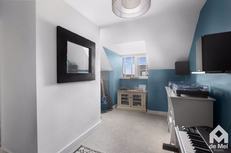 Images for Barleyfields Avenue, Bishops Cleeve