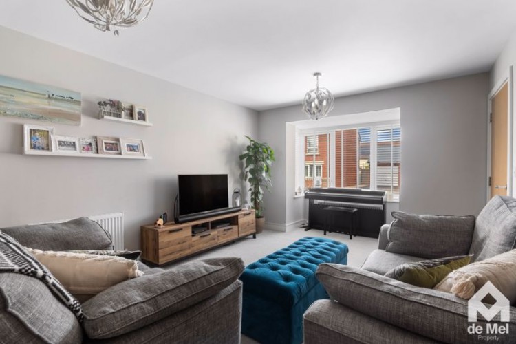 Images for Barleyfields Avenue, Bishops Cleeve