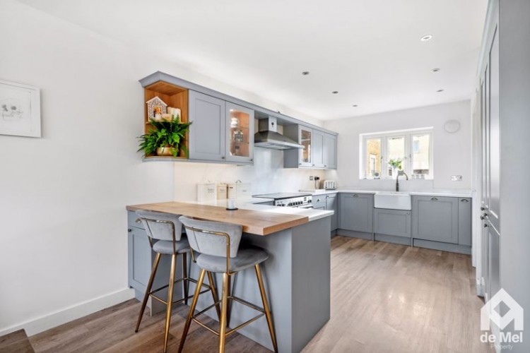 Images for Tudor Close, Winchcombe