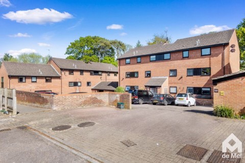 View Full Details for King George Close, Cheltenham - EAID:deMelProperty, BID:de Mel Property