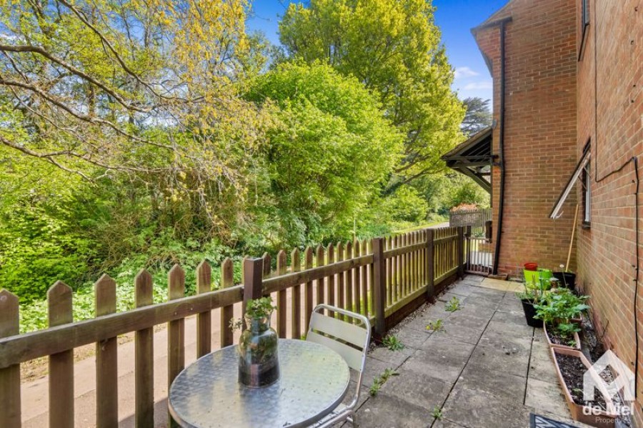 Images for King George Close, Cheltenham