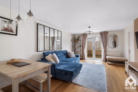 View Full Details for Tivoli Walk, Cheltenham - EAID:deMelProperty, BID:de Mel Property