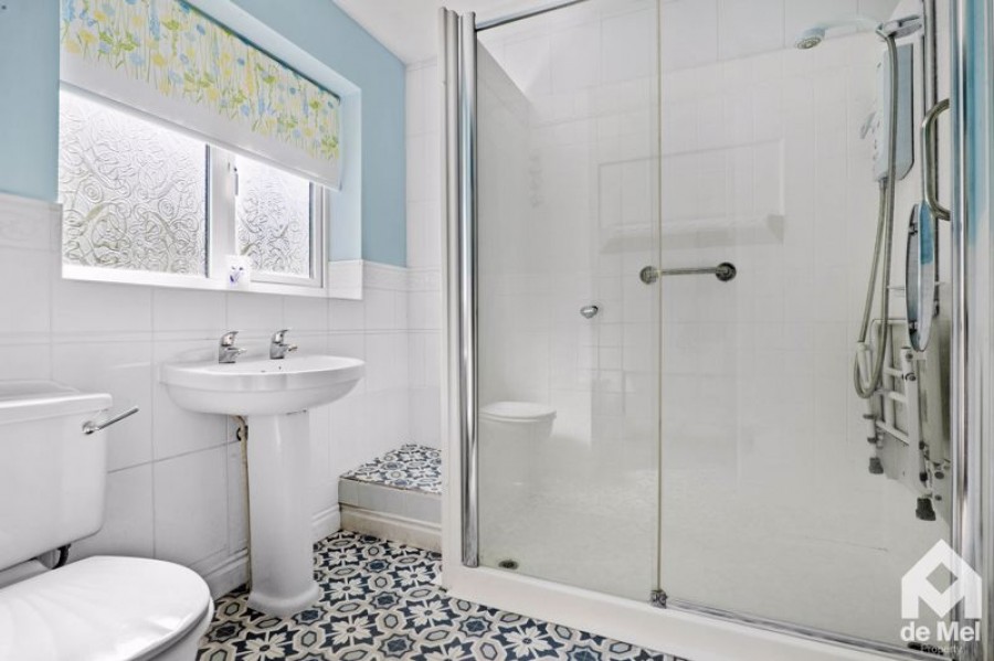 Images for Whitefields Road, Bishops Cleeve