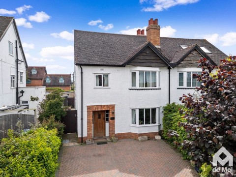 View Full Details for Station Road, Bishops Cleeve - EAID:deMelProperty, BID:de Mel Property