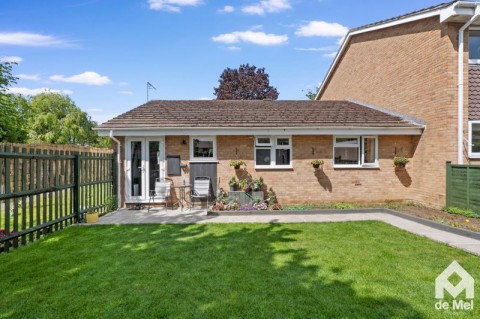 View Full Details for Oldacre Drive, Bishops Cleeve - EAID:deMelProperty, BID:de Mel Property