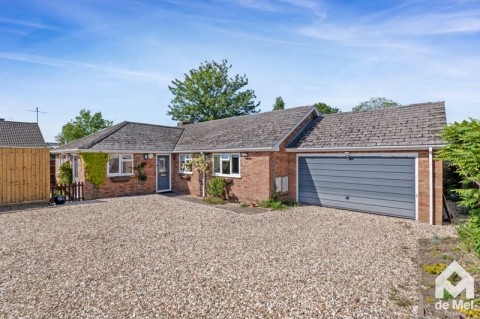 View Full Details for Lyefield Road East, Charlton Kings - EAID:deMelProperty, BID:de Mel Property