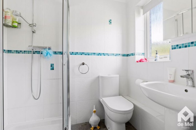Images for Lyefield Road East, Charlton Kings