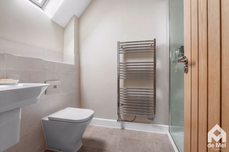 Images for Consell Green Lane, Toddington