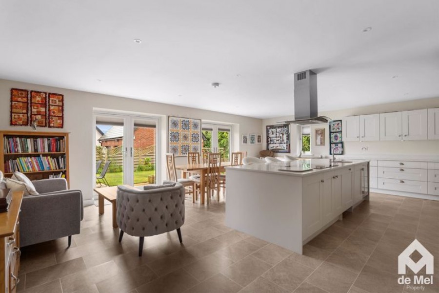 Images for Consell Green Lane, Toddington
