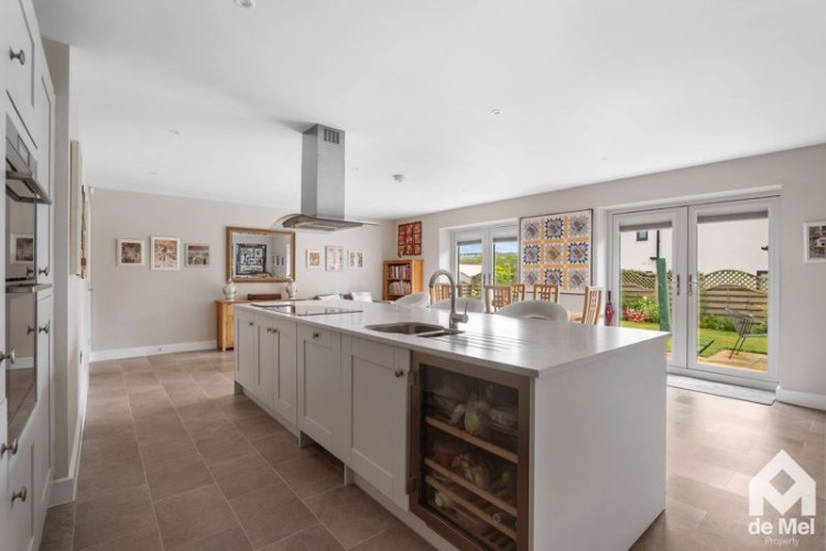 Images for Consell Green Lane, Toddington