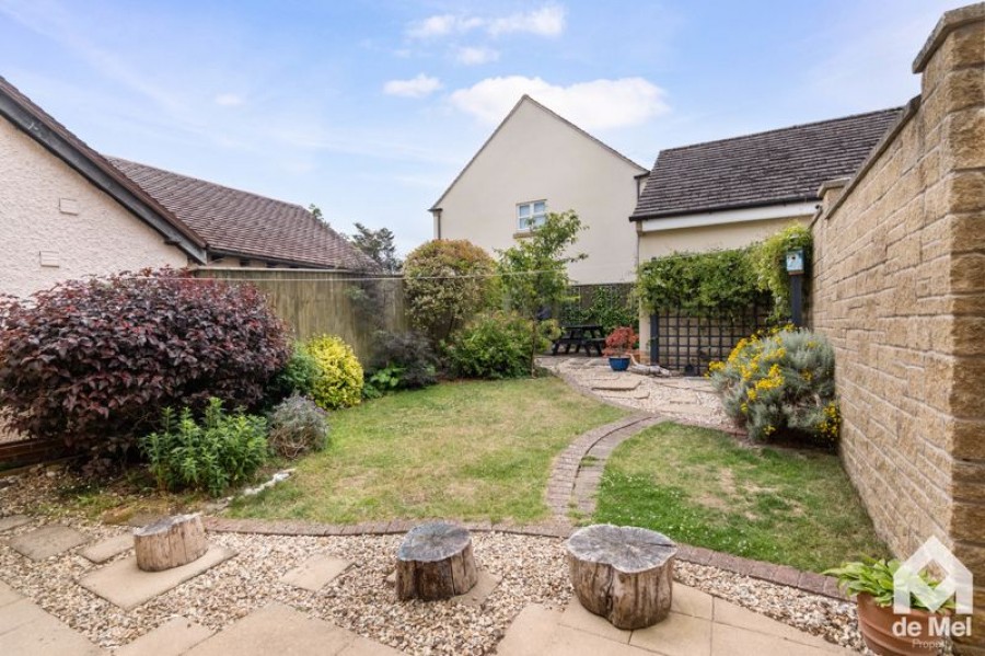 Images for Chedworth Drive, Winchcombe