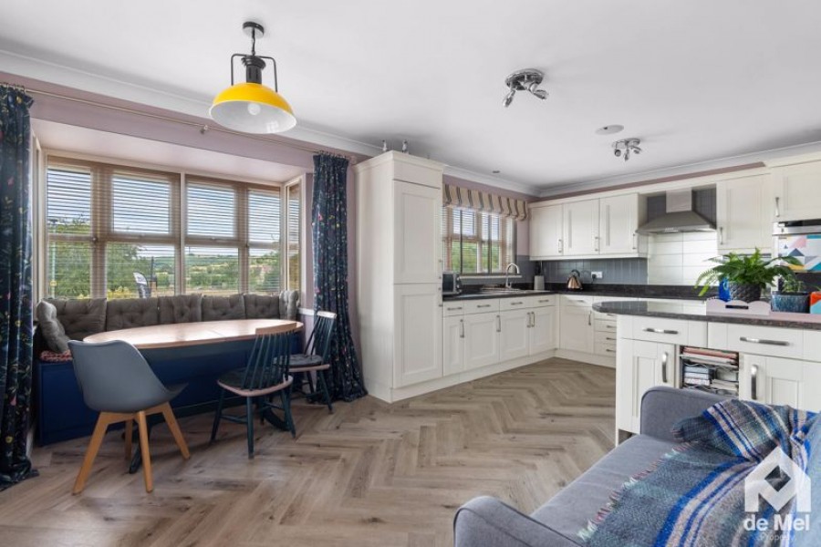 Images for Chedworth Drive, Winchcombe