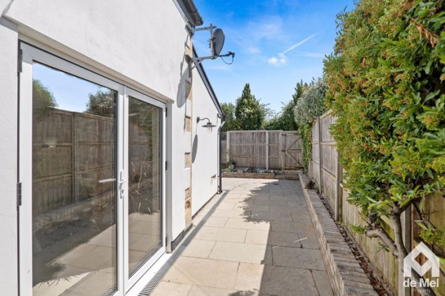 Images for Finsbury Cottage, Cheltenham Road, Bishops Cleeve