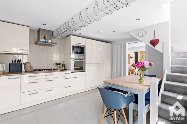 Images for Finsbury Cottage, Cheltenham Road, Bishops Cleeve