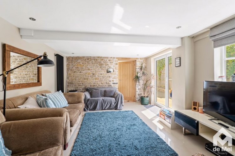 Images for Finsbury Cottage, Cheltenham Road, Bishops Cleeve