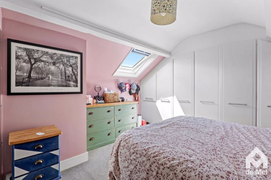 Images for Finsbury Cottage, Cheltenham Road, Bishops Cleeve