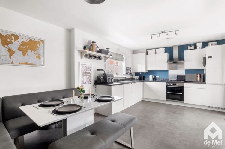 Images for Court Farm Close, Pamington, Tewkesbury