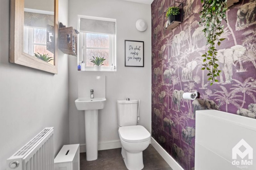 Images for Court Farm Close, Pamington, Tewkesbury